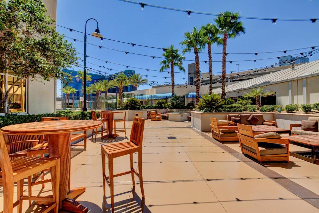 Strip View Balcony Suites - No Resort Fee ! Las Vegas Exterior foto