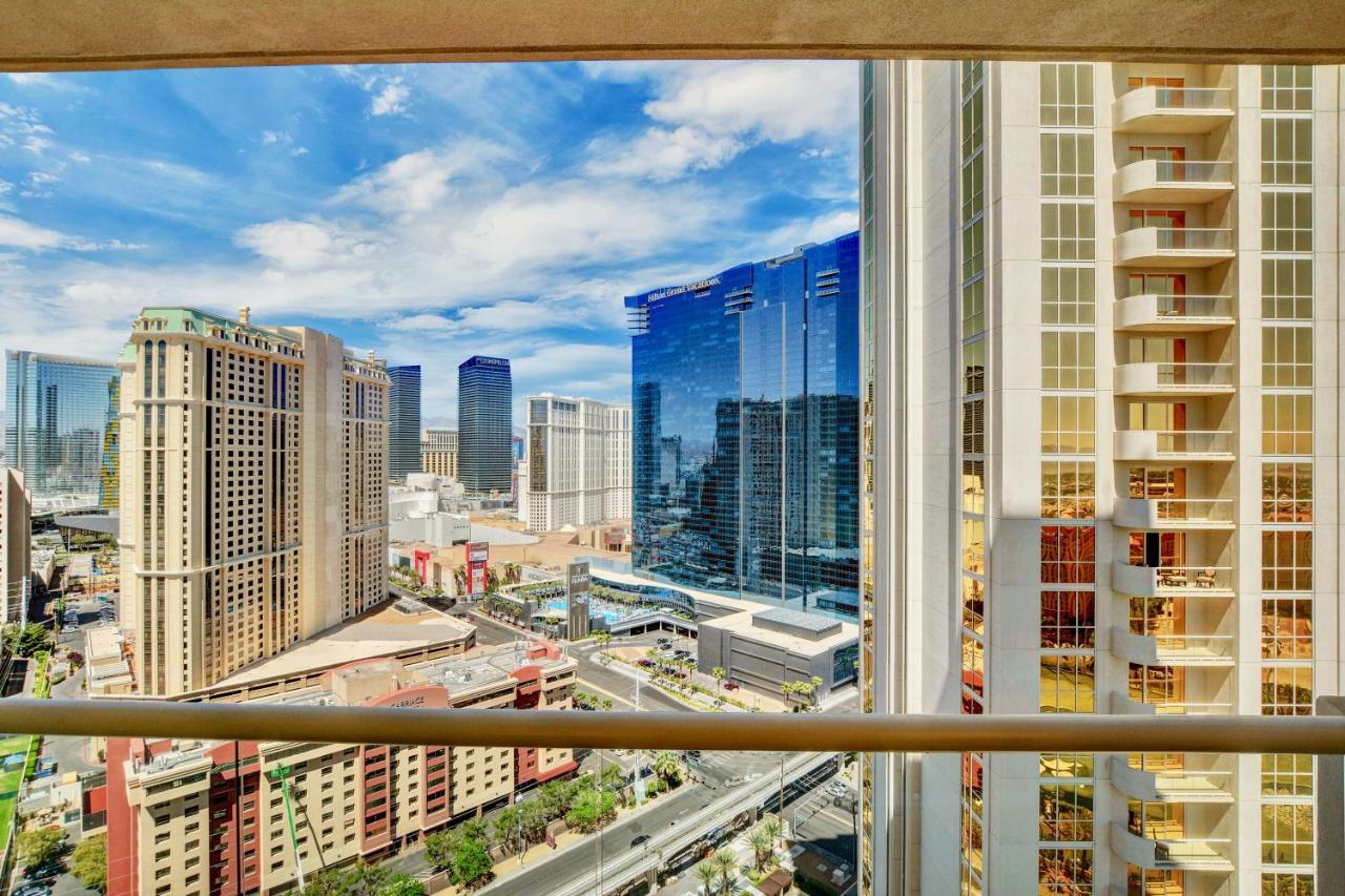 Strip View Balcony Suites - No Resort Fee ! Las Vegas Exterior foto